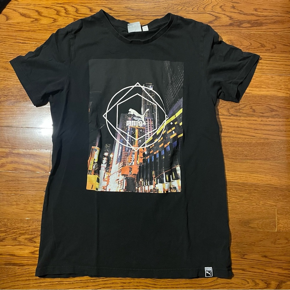 Mens small black puma graphic t shirt